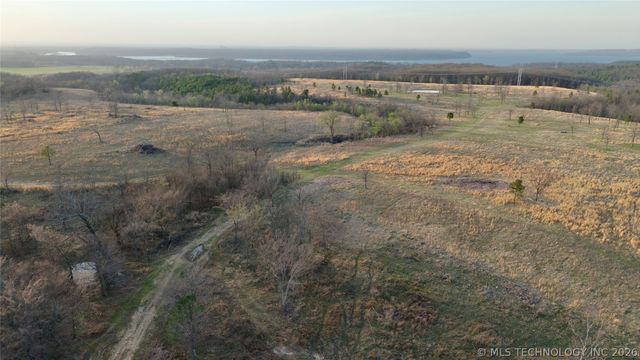 6777 S 4415 Road, Locust Grove, OK 74352