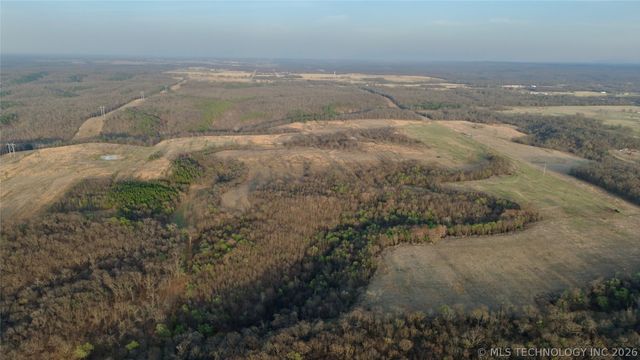 6777 S 4415 Road, Locust Grove, OK 74352