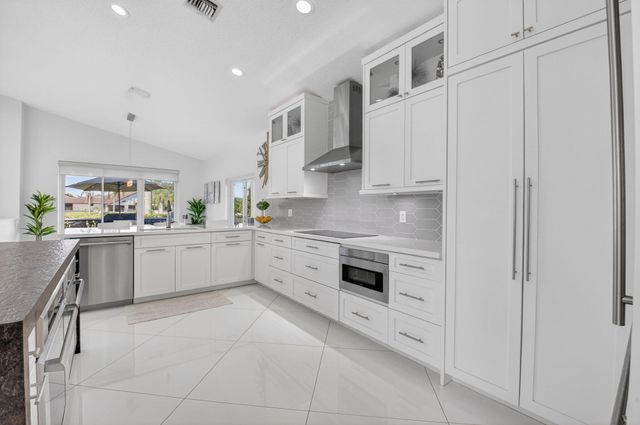 936 Greensward Lane, Delray Beach, FL 33445