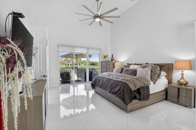 936 Greensward Lane, Delray Beach, FL 33445