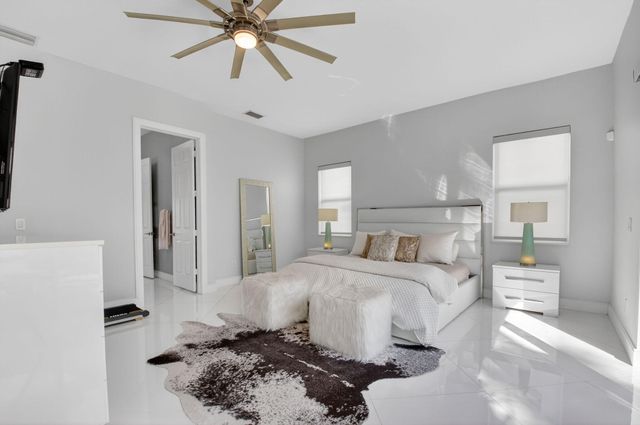 936 Greensward Lane, Delray Beach, FL 33445