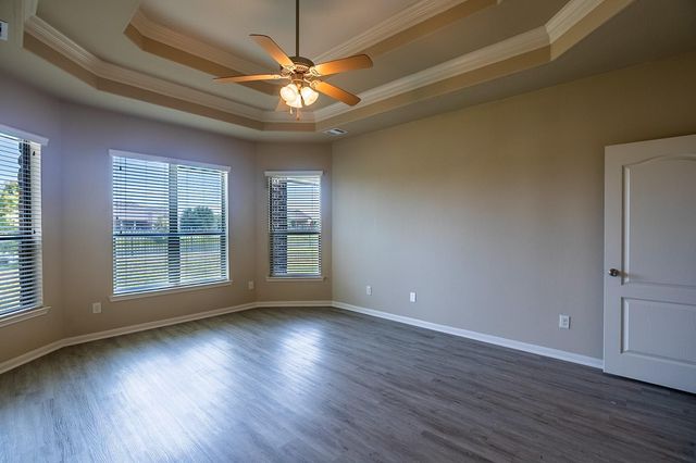 13210 Southern Orchard Lane, Rosharon, TX 77583
