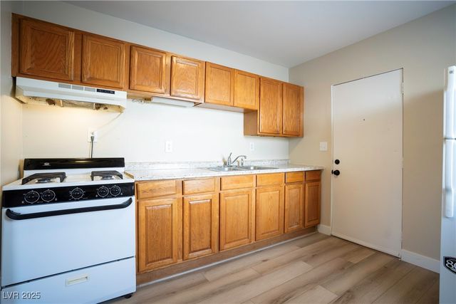 206 West Atlantic Avenue, Henderson, NV 89015