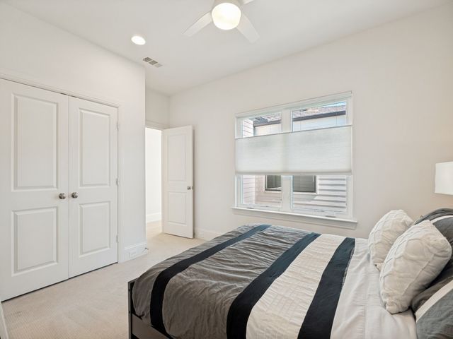 732 W 7th Street, Dallas, TX 75208