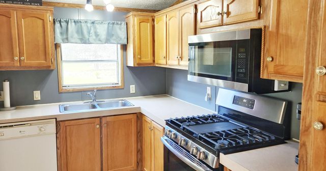 4067 E 20th Street, White Cloud, MI 49349