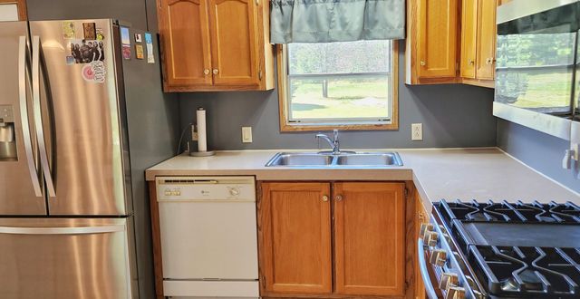 4067 E 20th Street, White Cloud, MI 49349