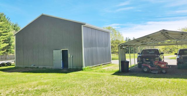 4067 E 20th Street, White Cloud, MI 49349