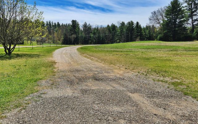 4067 E 20th Street, White Cloud, MI 49349