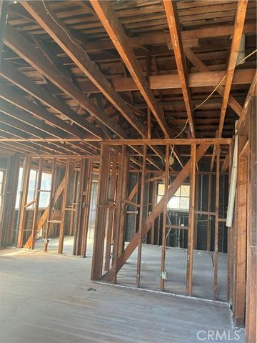 560 W Cornell, Rialto, CA 92376