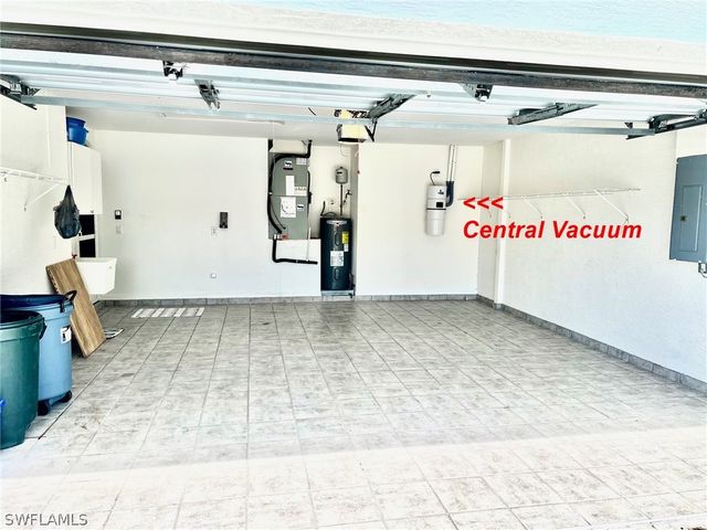 3650 Sunland LN, Estero, FL 33928