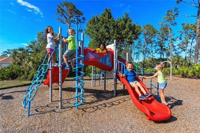 3650 Sunland LN, Estero, FL 33928