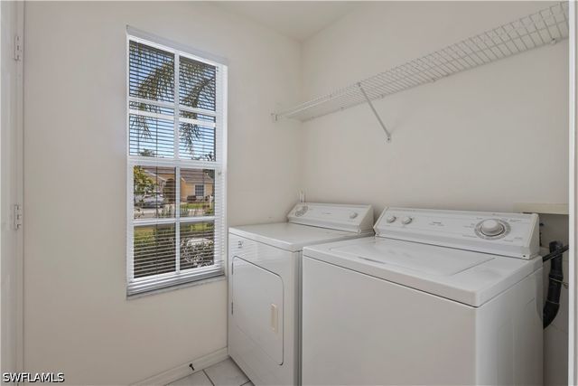 3650 Sunland LN, Estero, FL 33928
