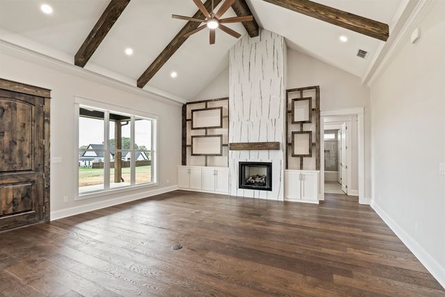 21604 Woodring Rd, Bullard, TX 75757