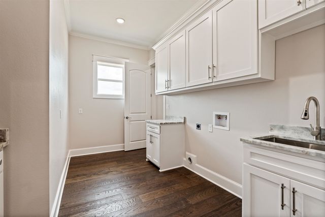 21604 Woodring Rd, Bullard, TX 75757