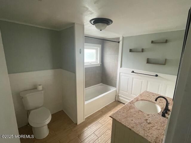 20 Colfax Street, Toms River, NJ 08753