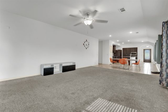 755 Revere Lane, Lavon, TX 75166