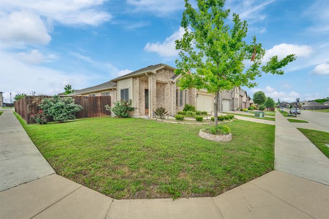 755 Revere Lane, Lavon, TX 75166