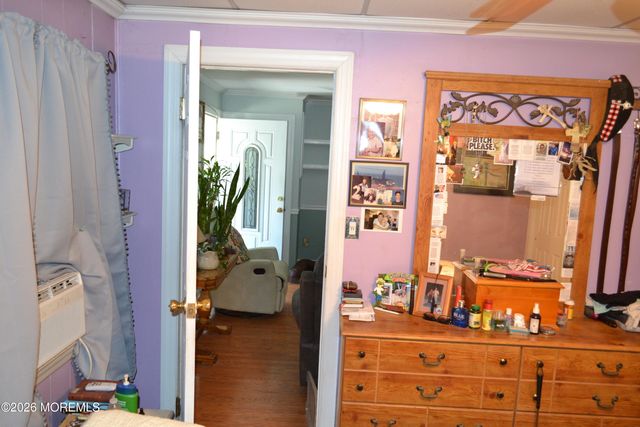 267 Seeley Avenue, Keansburg, NJ 07734