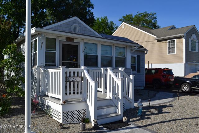 267 Seeley Avenue, Keansburg, NJ 07734