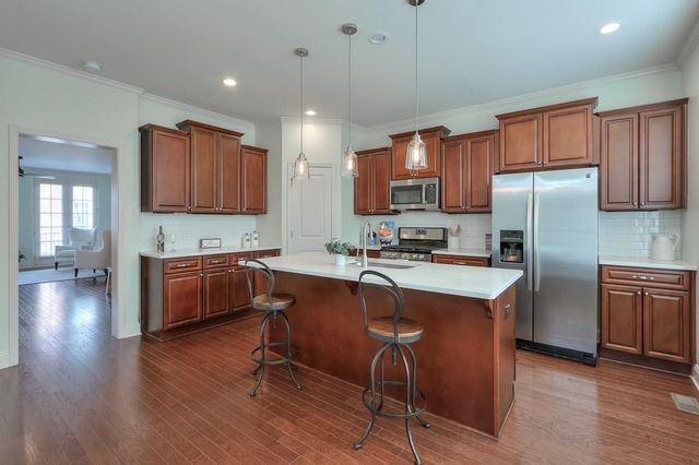 7205 Lowery Oak Drive, Roswell, GA 30075