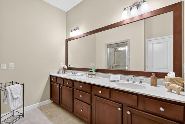 7205 Lowery Oak Drive, Roswell, GA 30075