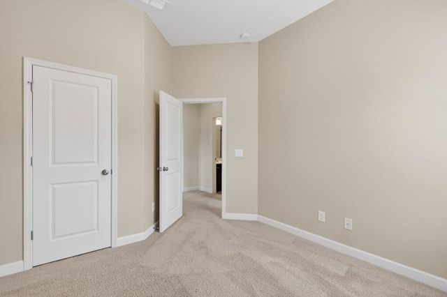 7205 Lowery Oak Drive, Roswell, GA 30075