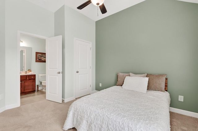 7205 Lowery Oak Drive, Roswell, GA 30075