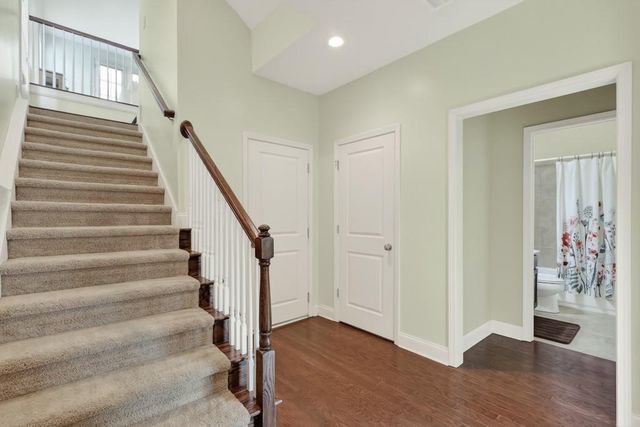 7205 Lowery Oak Drive, Roswell, GA 30075