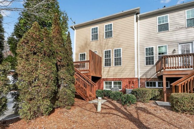 7205 Lowery Oak Drive, Roswell, GA 30075