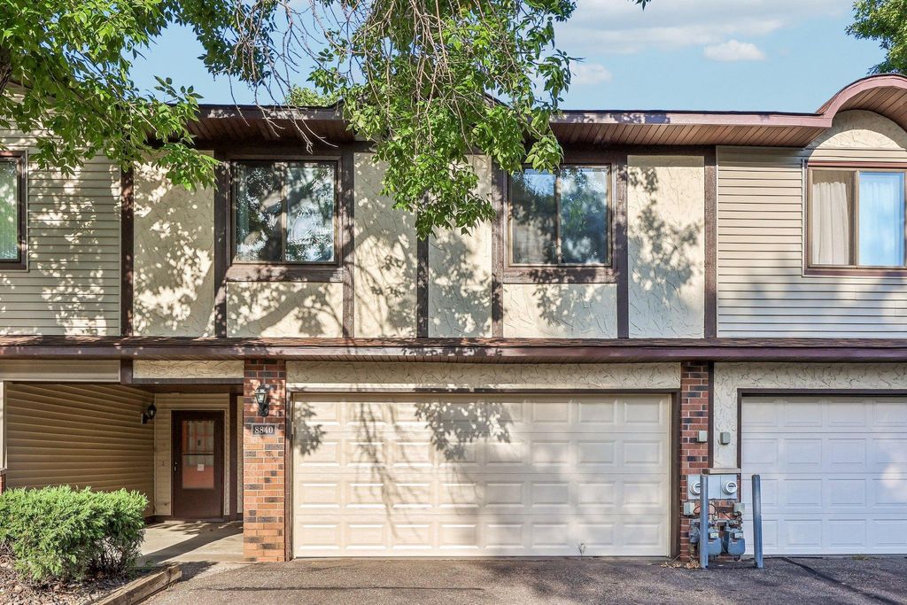 8840 N Maplebrook Court, Brooklyn Park, MN 55445 — photo 2