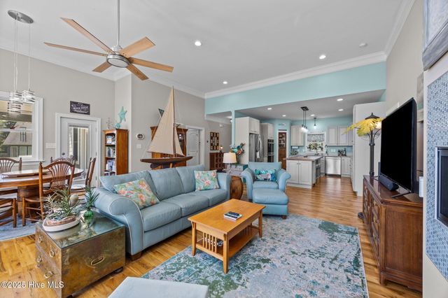 305 Rennys Creek Drive, New Bern, NC 28560