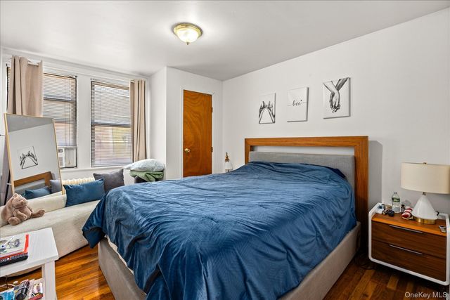 2067 32nd Street, Astoria, NY 11105