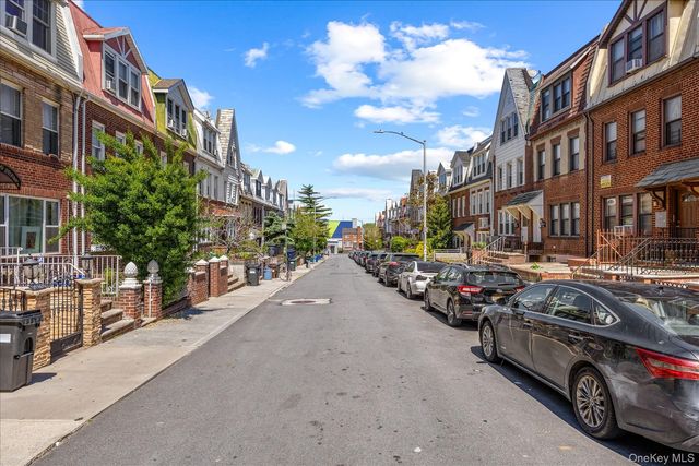 2067 32nd Street, Astoria, NY 11105