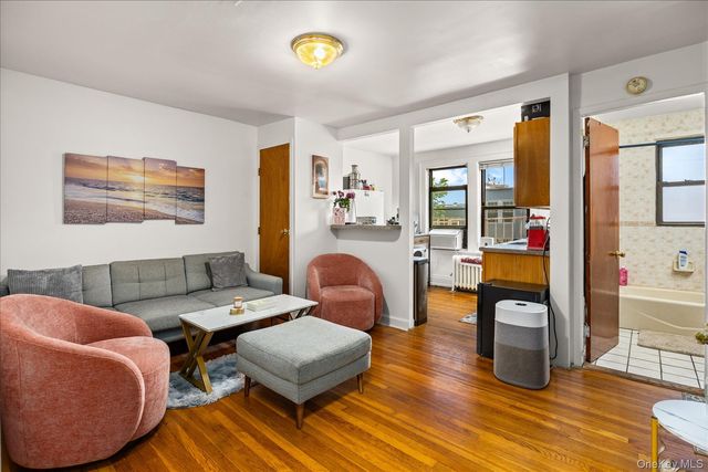 2067 32nd Street, Astoria, NY 11105