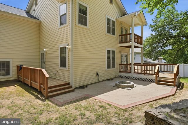 16818 FRANCIS WEST LN, Dumfries, VA 22026