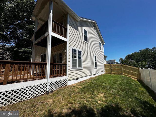 16818 FRANCIS WEST LN, Dumfries, VA 22026