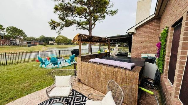 17243 Desert Maize Lane, Houston, TX 77095