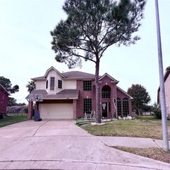 17243 Desert Maize Lane, Houston, TX 77095