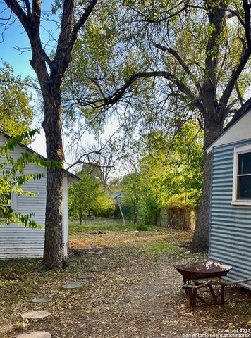 1818 woodlawn, San Antonio, TX 78201