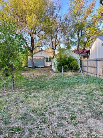 1818 woodlawn, San Antonio, TX 78201