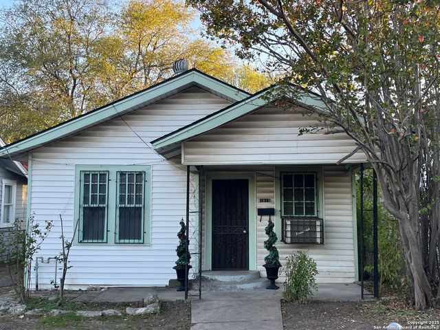 1818 woodlawn, San Antonio, TX 78201