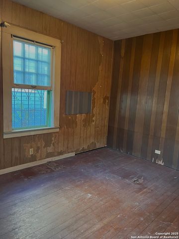 1818 woodlawn, San Antonio, TX 78201