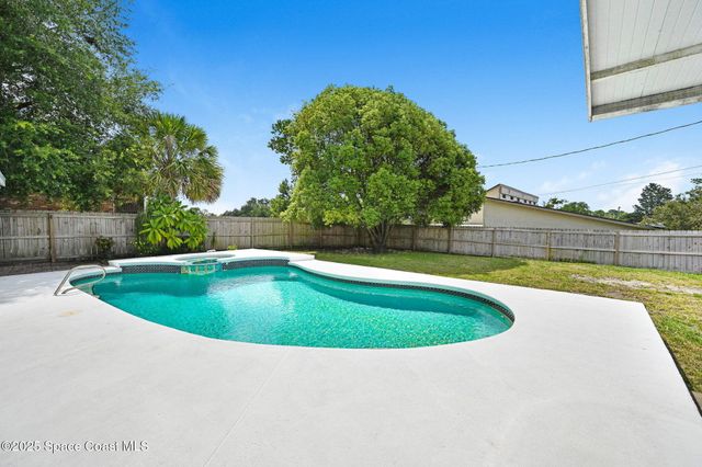 4465 Lancaster Lane, Titusville, FL 32796