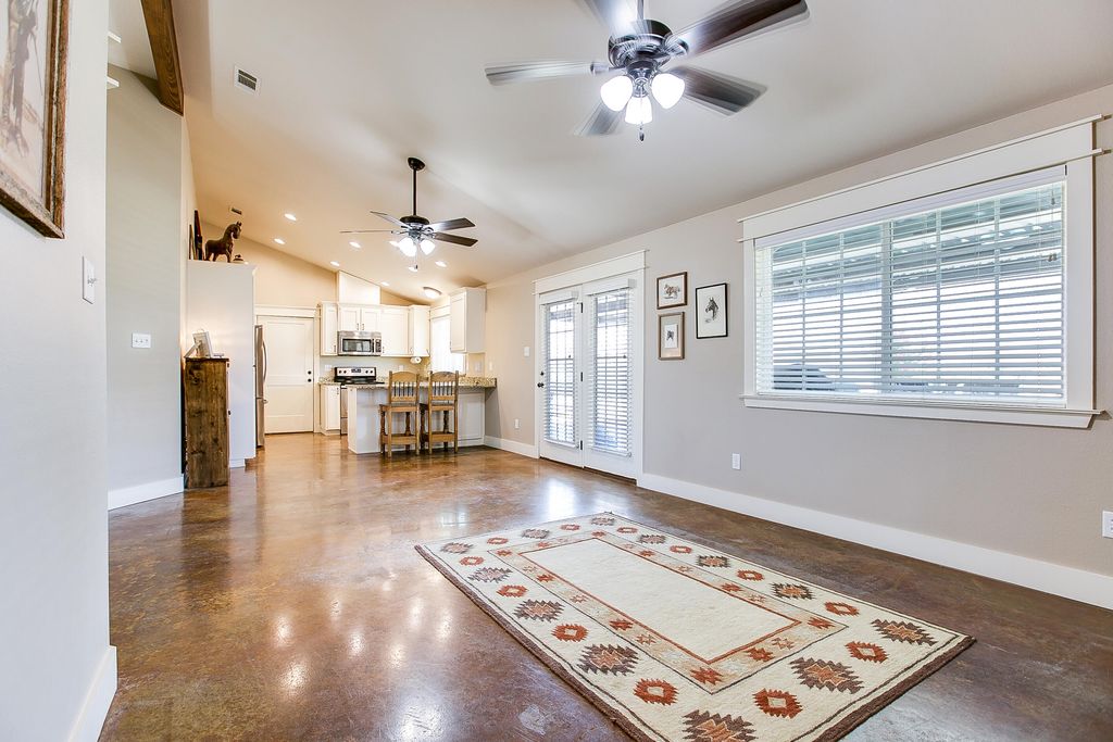Image 10 of property listing at 791 Fairview School Road, San Angelo, TX 76904