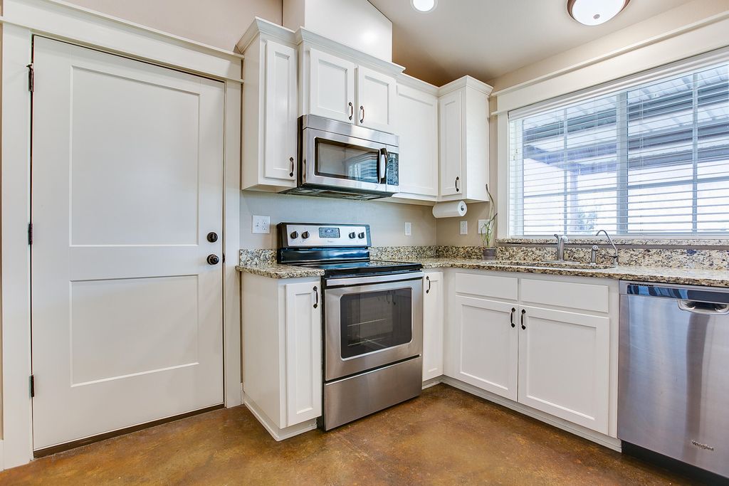 Image 12 of property listing at 791 Fairview School Road, San Angelo, TX 76904
