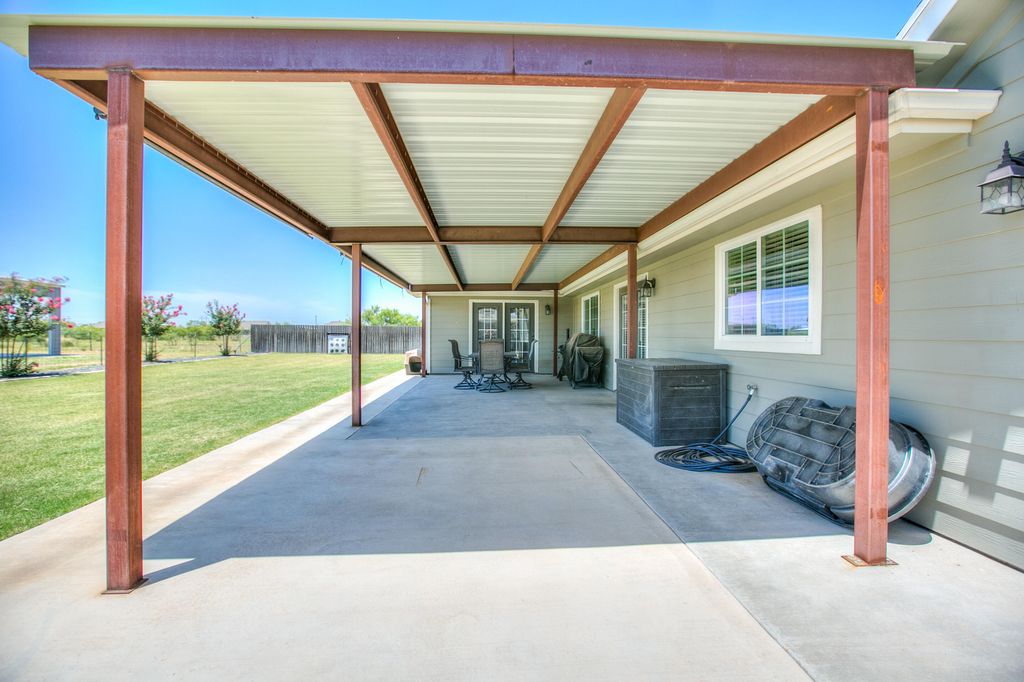 Image 33 of property listing at 791 Fairview School Road, San Angelo, TX 76904