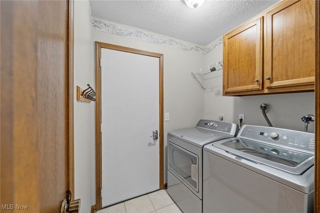 3733 River Lane, Rocky River, OH 44116