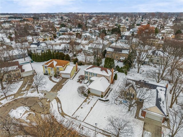 3733 River Lane, Rocky River, OH 44116