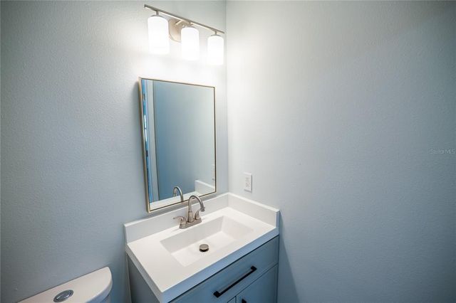 237 W MCCLENDON STREET, Lady Lake, FL 32159