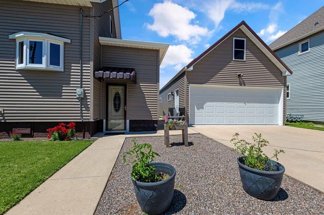 1102 16TH STREET, Two Rivers, WI 54241